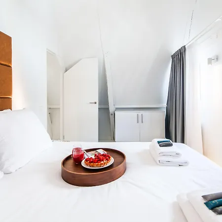 Yays Salthouse Canal By Numa