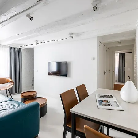 Yays Salthouse Canal By Numa