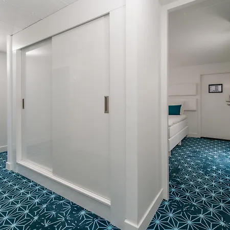 Yays Salthouse Canal By Numa