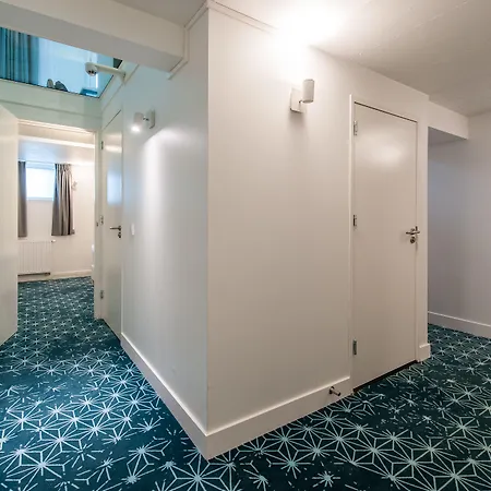 Yays Salthouse Canal By Numa