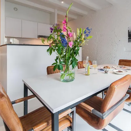 Yays Salthouse Canal By Numa Apartahotel