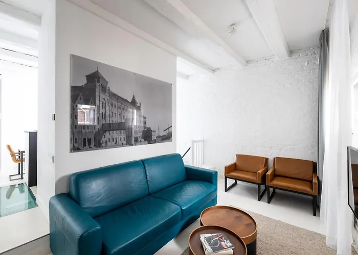 Yays Salthouse Canal By Numa Amsterdam