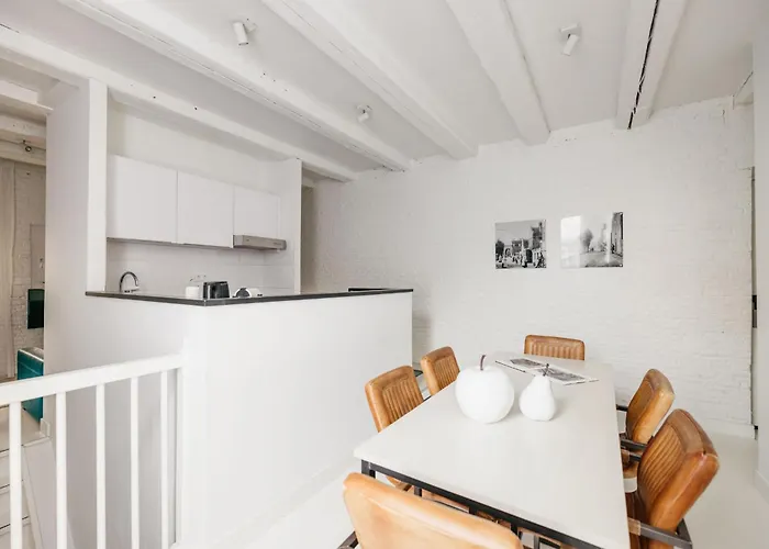 Yays Salthouse Canal By Numa Apartahotel 4*