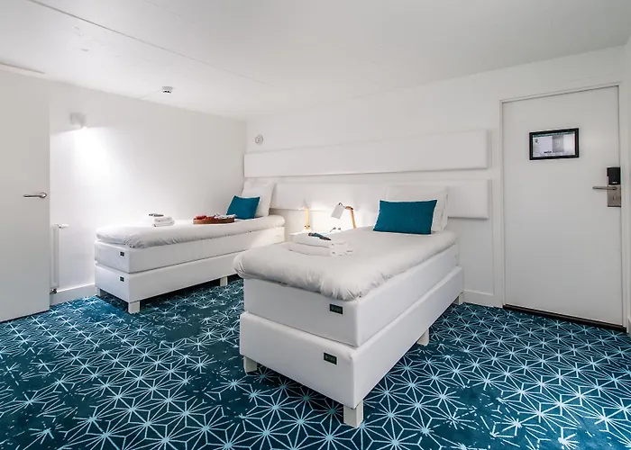 Yays Salthouse Canal By Numa Ámsterdam