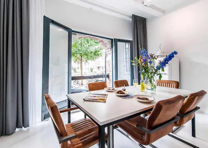 Yays Salthouse Canal By Numa Apartahotel