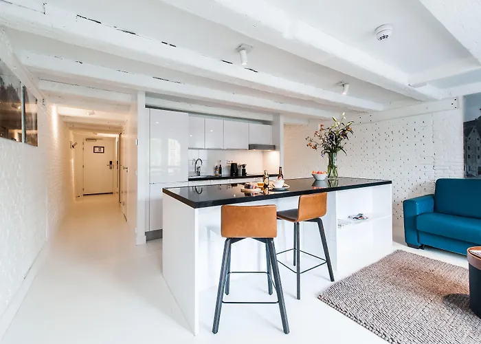 Yays Salthouse Canal By Numa