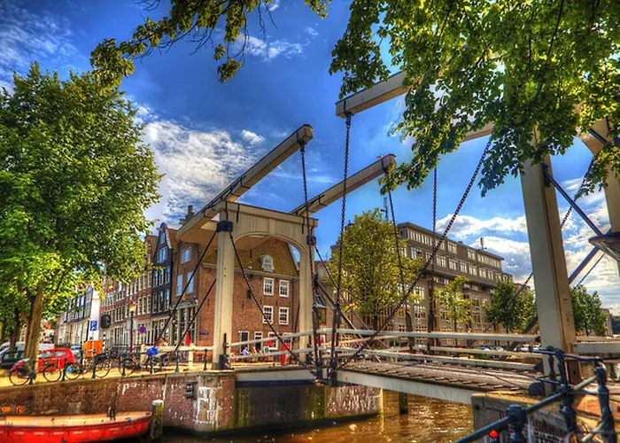 Yays Salthouse Canal By Numa Ámsterdam