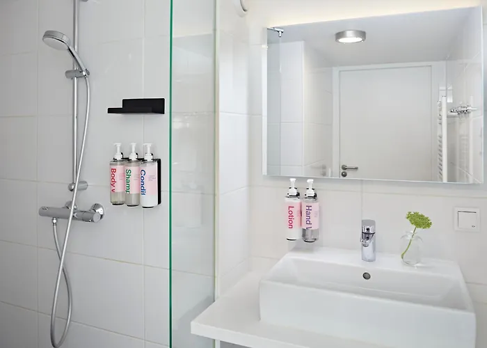 Yays Salthouse Canal By Numa Apartahotel