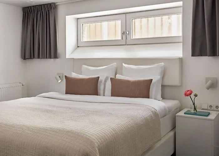 Apartahotel Yays Salthouse Canal By Numa