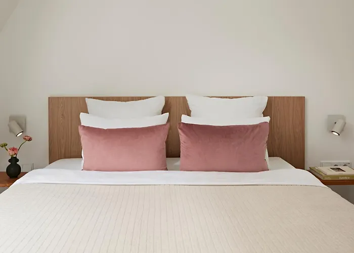 Yays Salthouse Canal By Numa 4*