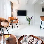 Yays Salthouse Canal By Numa Lejlighedshotel Amsterdam