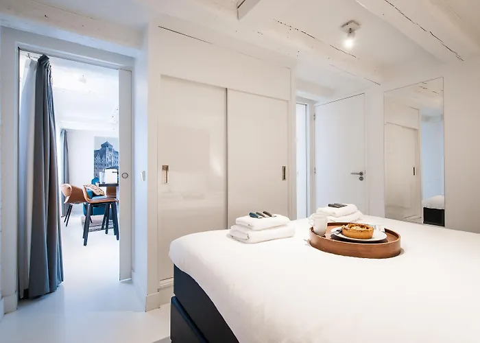 Yays Salthouse Canal By Numa