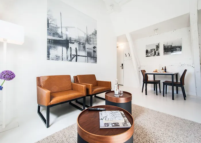 Yays Salthouse Canal By Numa 4*