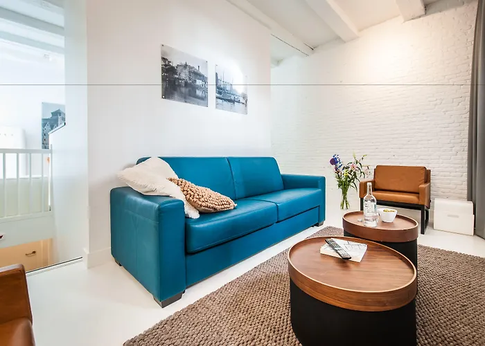 Yays Salthouse Canal By Numa