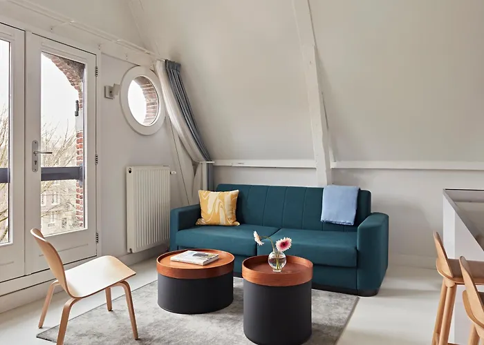 Yays Salthouse Canal By Numa Amsterdam